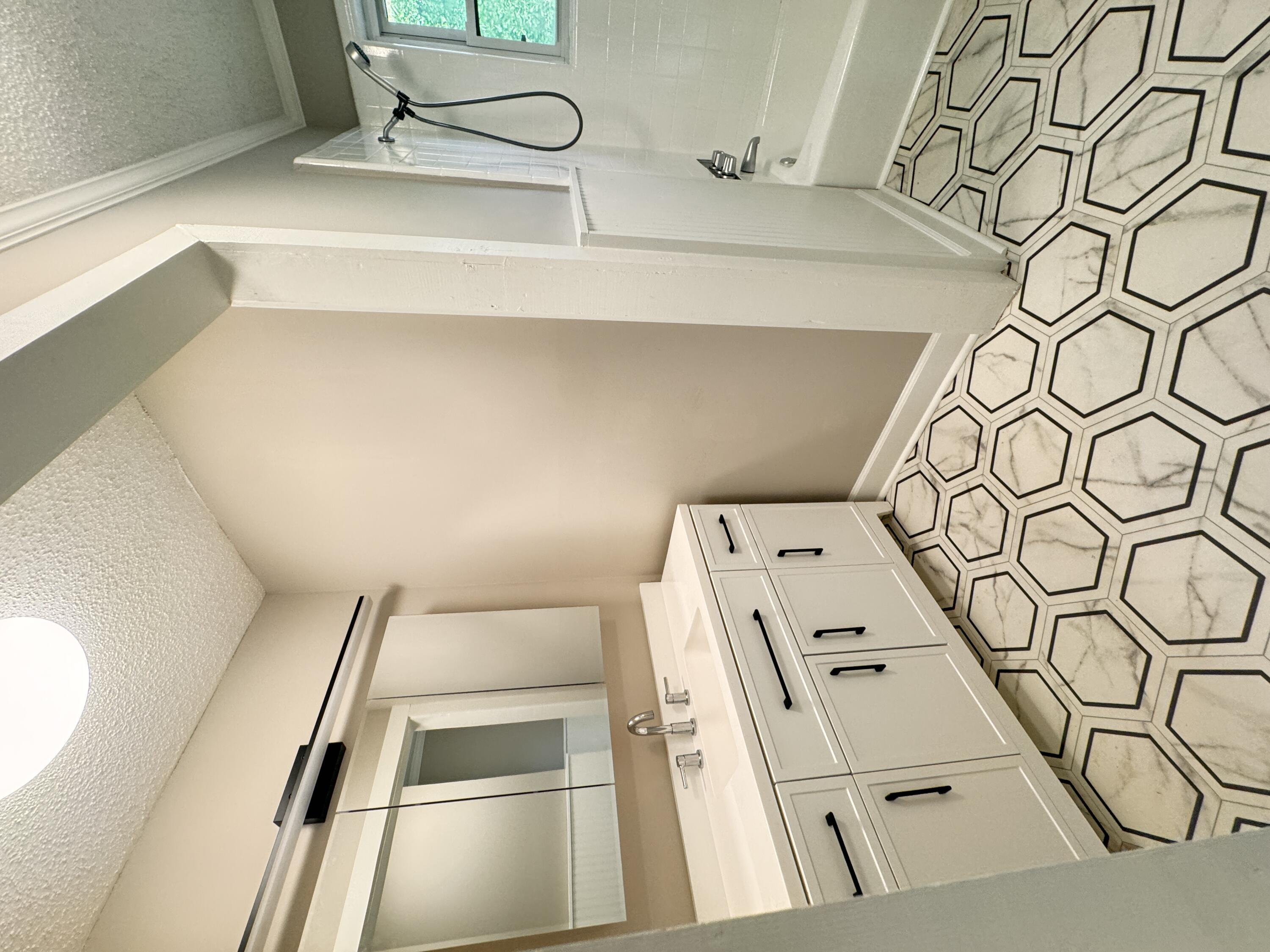 210 Grayson Street Walterboro, SC 29488 - Photo 15 of 77
