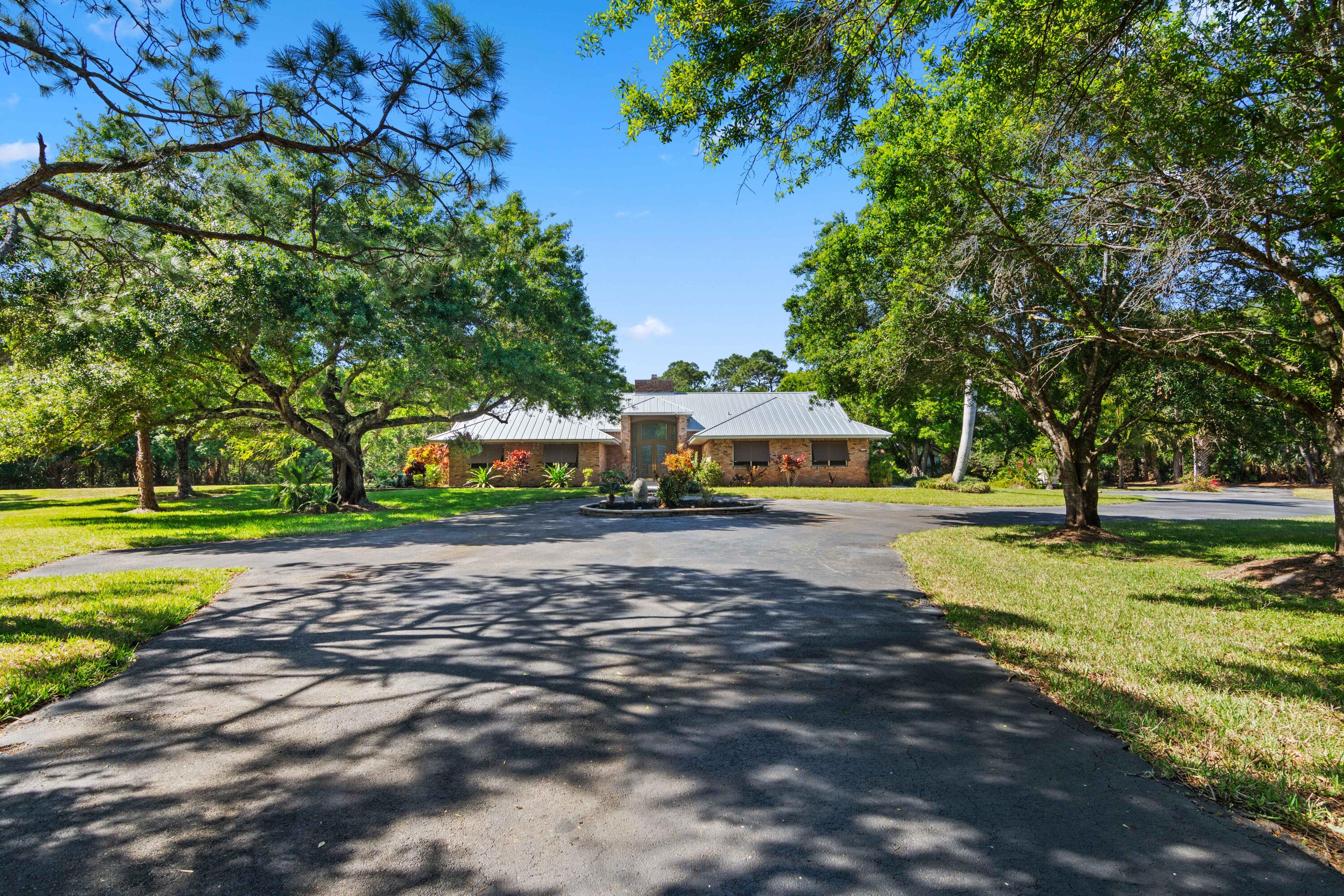 8850 Hidden Pines Road Fort Pierce, FL 34945 - Photo 5 of 72 DSC_5371