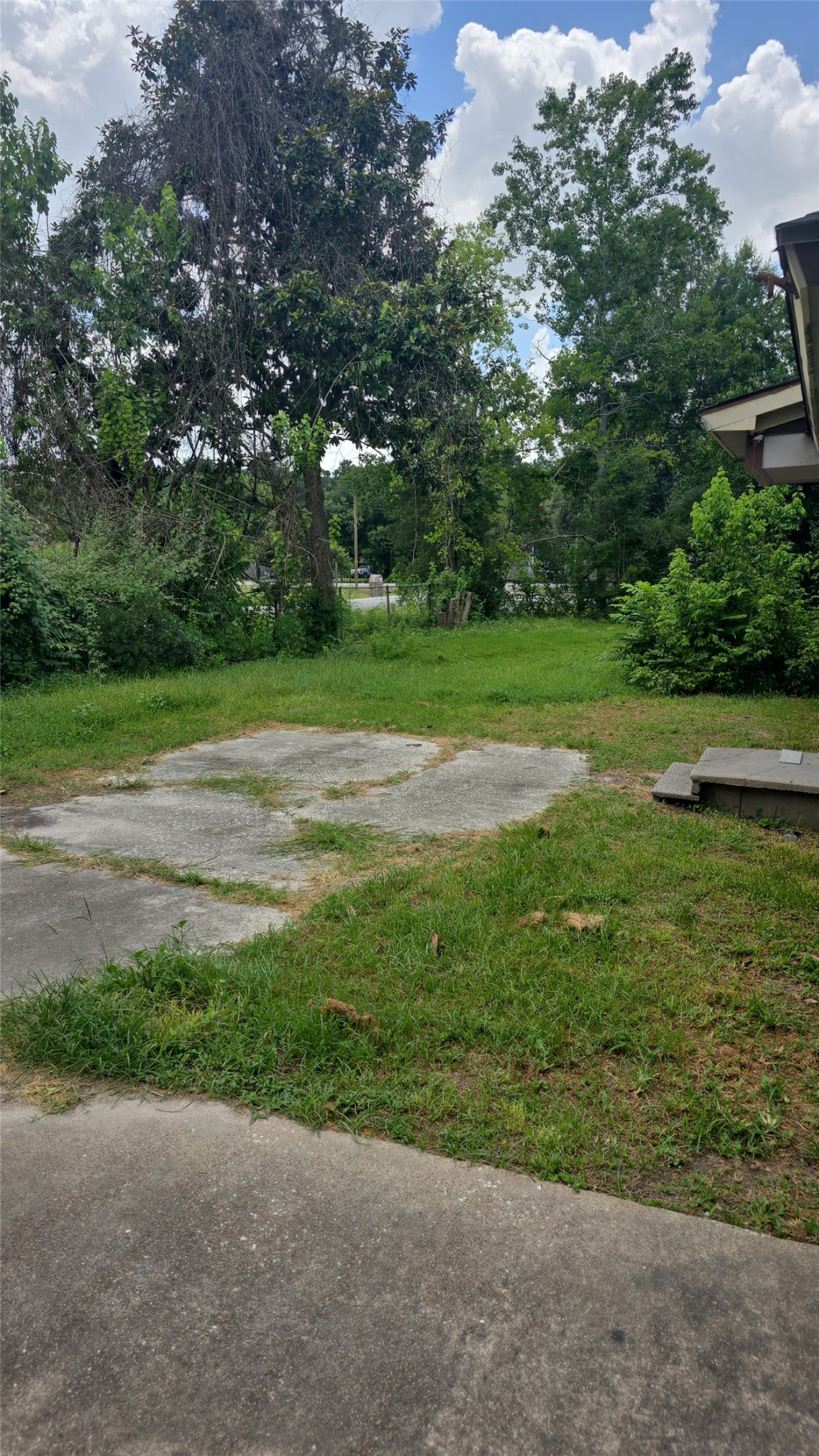 5827 Boness Road Houston, TX 77396 - Photo 2 of 7