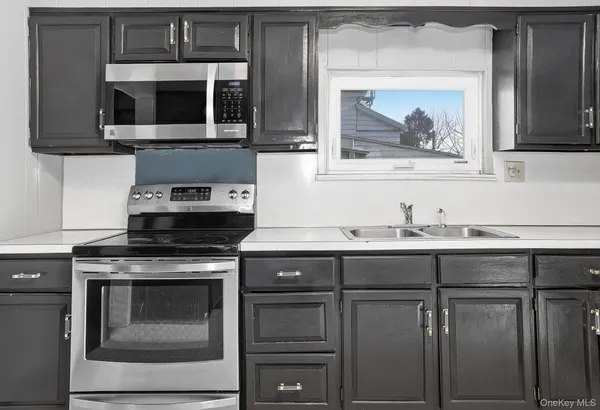 $454,900 | 324-326 Church Street, Poughkeepsie, NY 12601