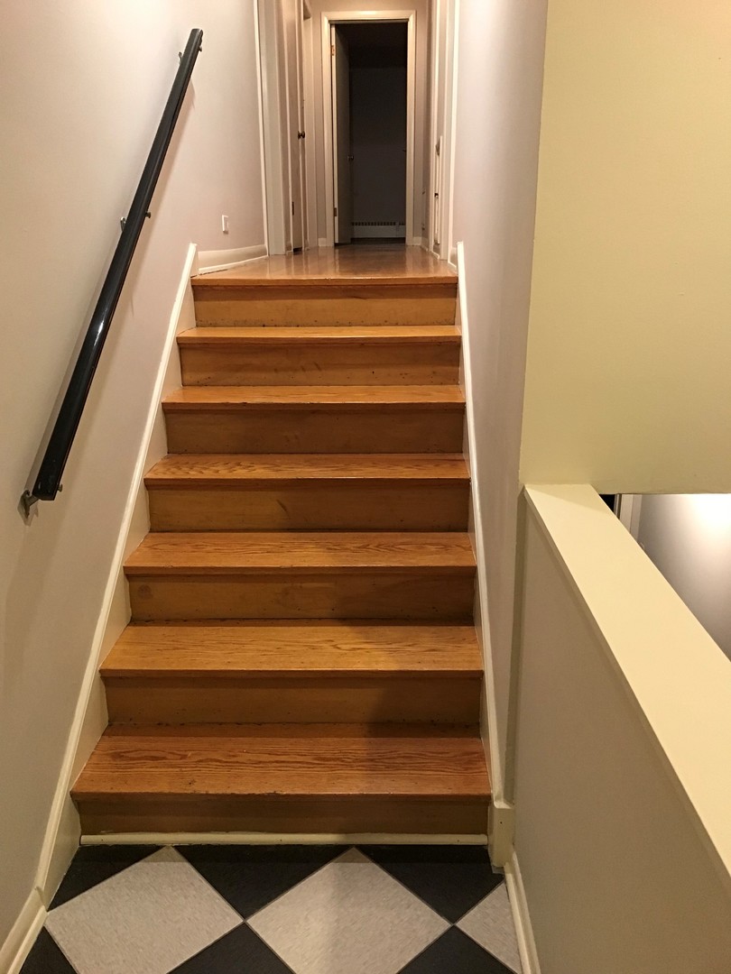 1336 Hillside Road Northbrook, IL 60062 - Photo 16 of 29