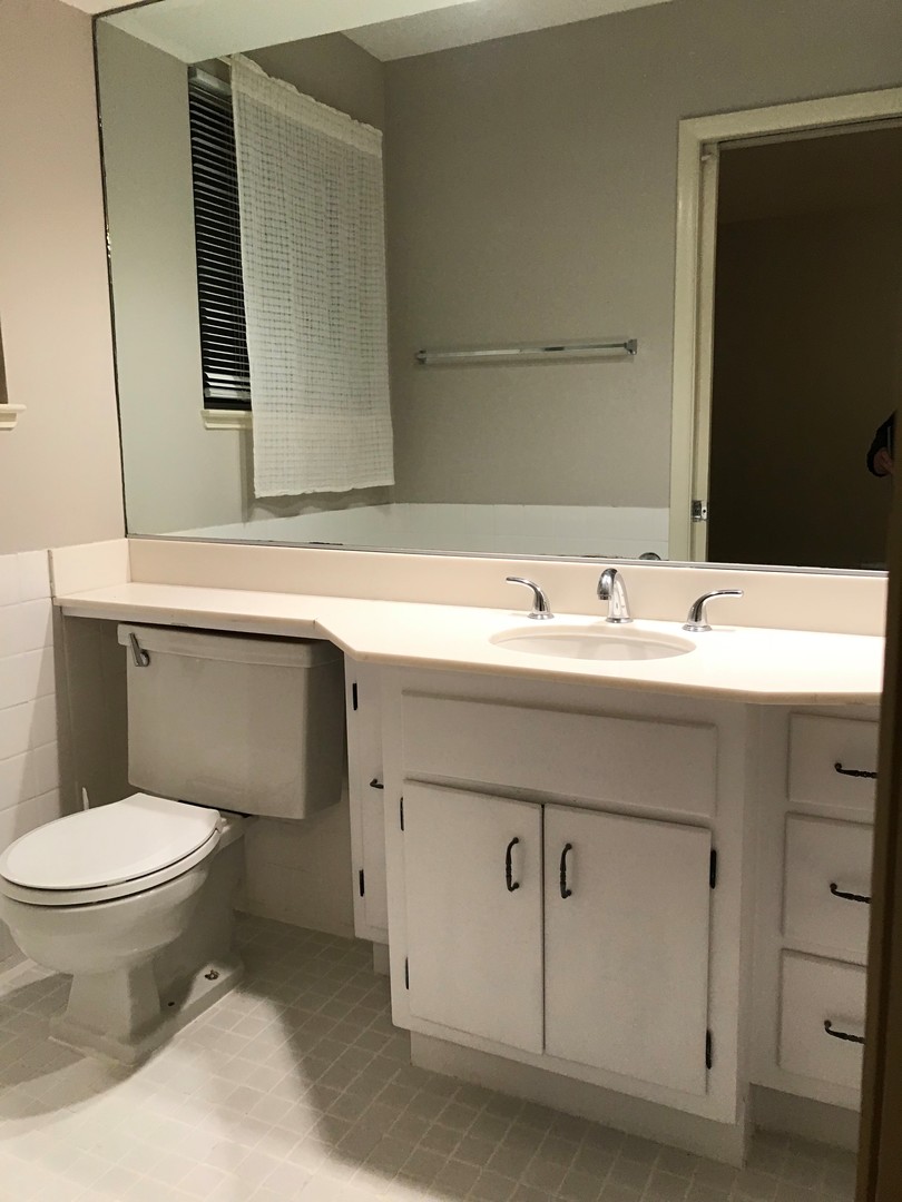 1336 Hillside Road Northbrook, IL 60062 - Photo 26 of 29