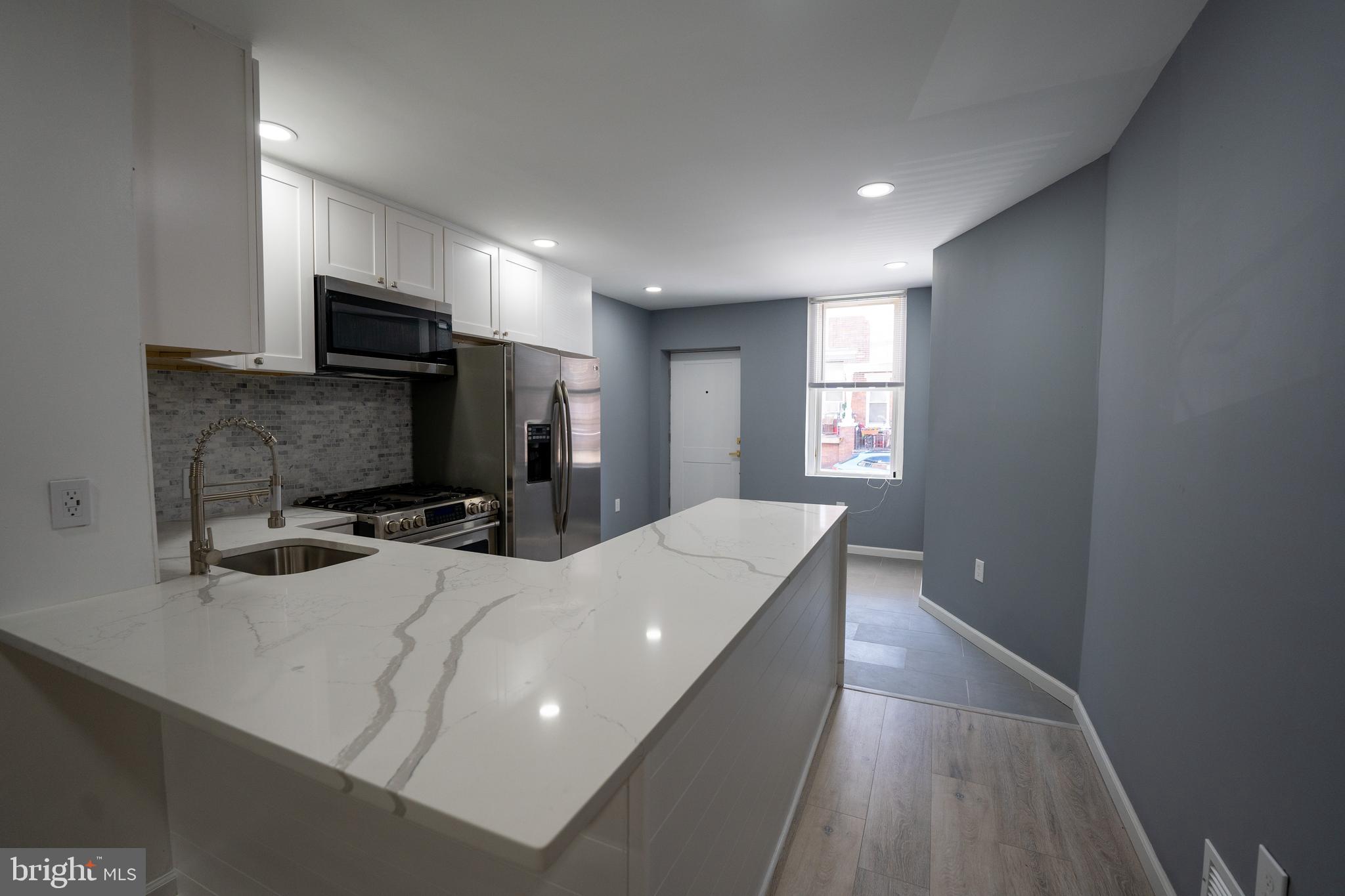 55 West Sharpnack Street Philadelphia, PA 19119 - Photo 12 of 35 1st Floor Unit - Kitchen