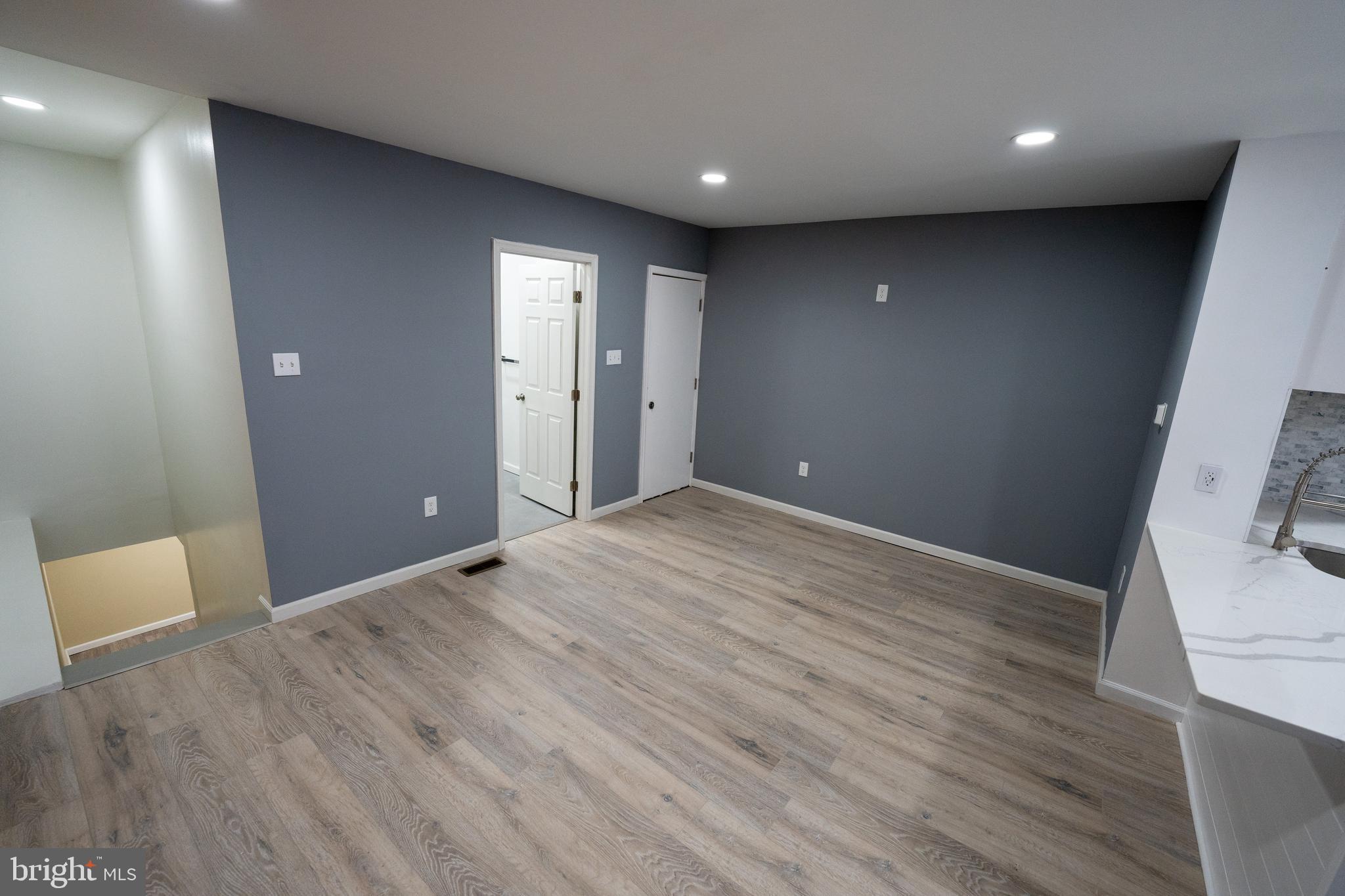 55 West Sharpnack Street Philadelphia, PA 19119 - Photo 14 of 35 1st Floor Unit - Living Room