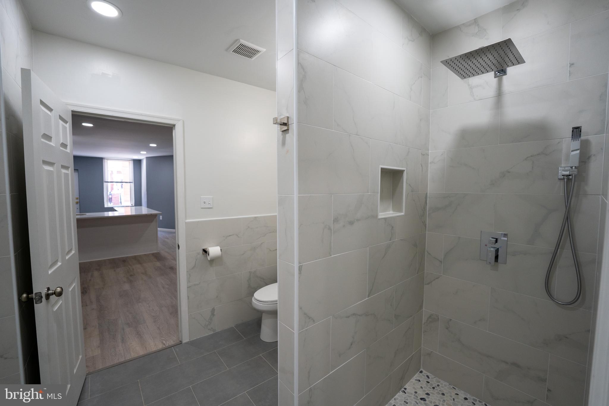 55 West Sharpnack Street Philadelphia, PA 19119 - Photo 19 of 35 1st Floor Unit - Bathroom