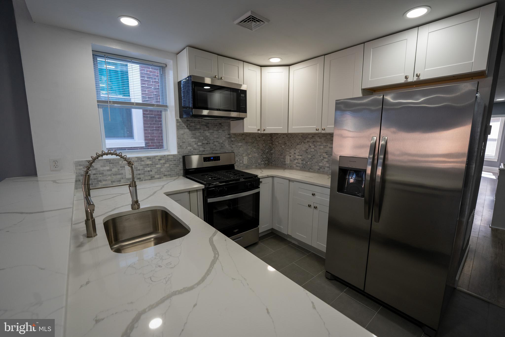 55 West Sharpnack Street Philadelphia, PA 19119 - Photo 28 of 35 2nd Floor Unit - Kitchen