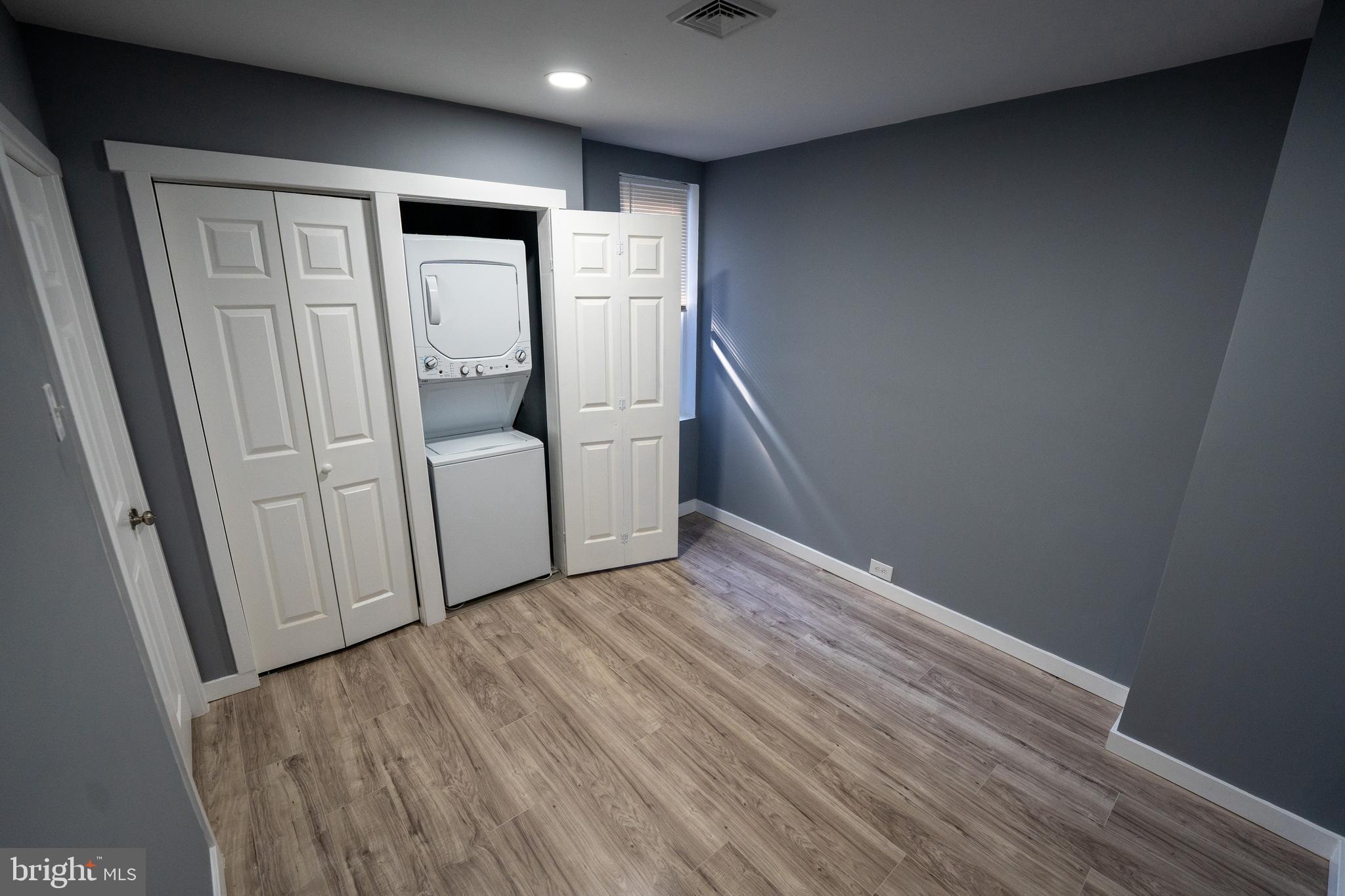 55 West Sharpnack Street Philadelphia, PA 19119 - Photo 34 of 35 2nd Floor Unit - Bedroom