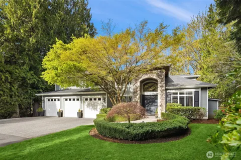 $2,139,000 | 8042 243rd Place Northeast, Redmond, WA 98053