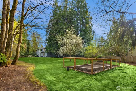 $2,139,000 | 8042 243rd Place Northeast, Redmond, WA 98053