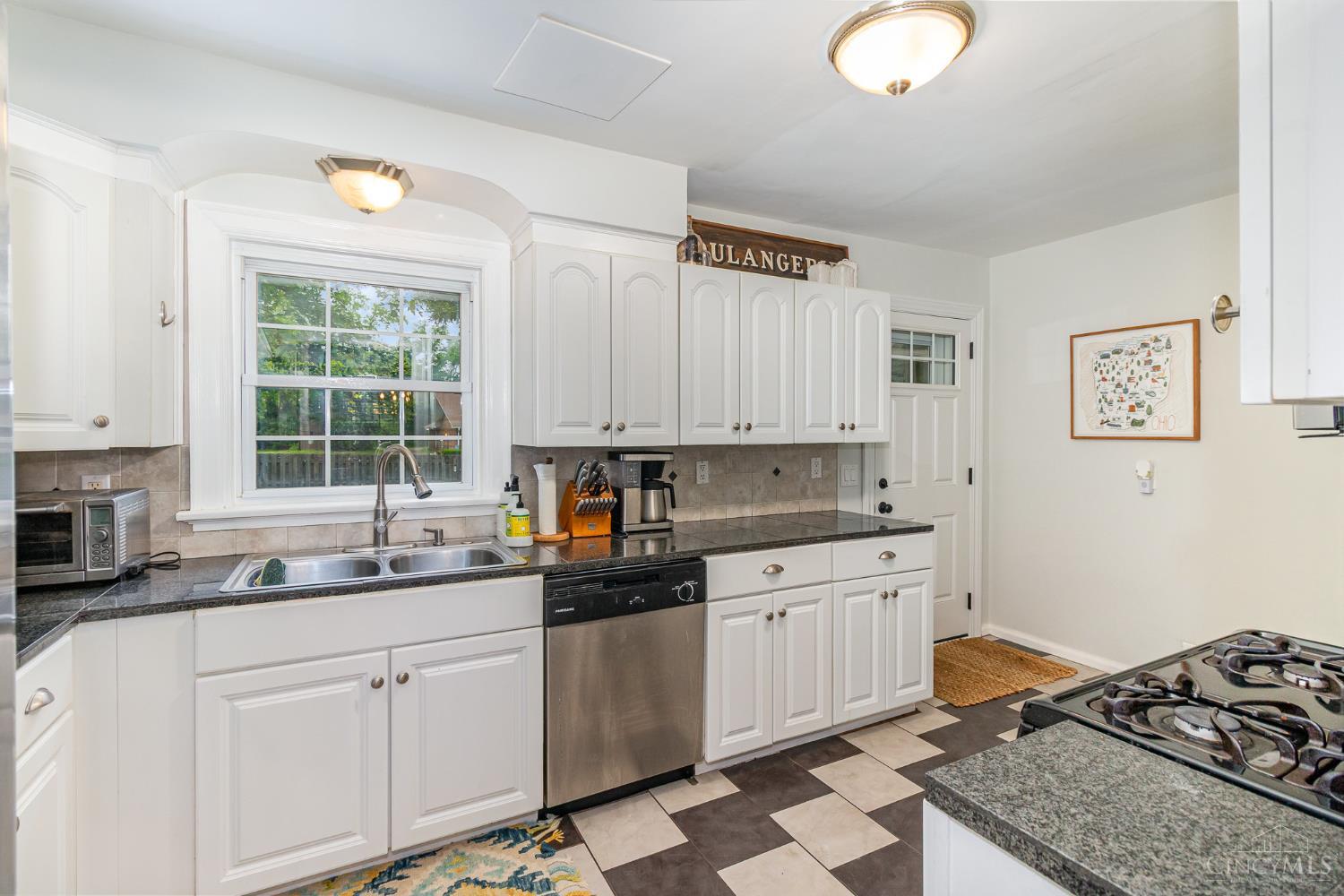 6368 Euclid Road Cincinnati, OH 45236 - Photo 9 of 19 Gallery Image 9