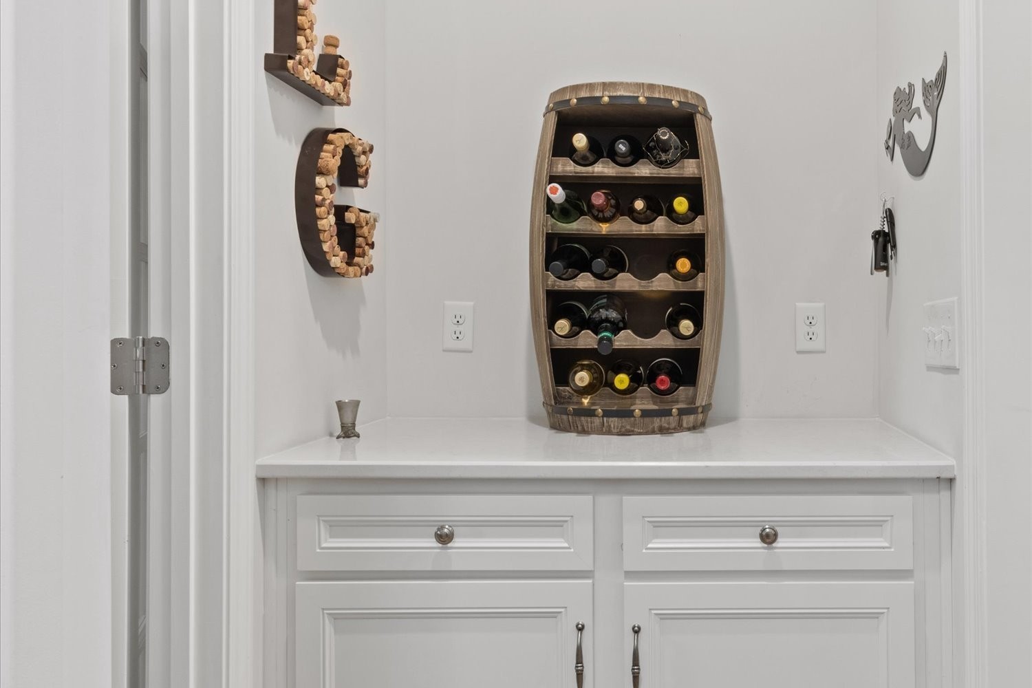 1055 Sumner Grove Spring Hill, TN 37174 - Photo 7 of 48 a view of a closet