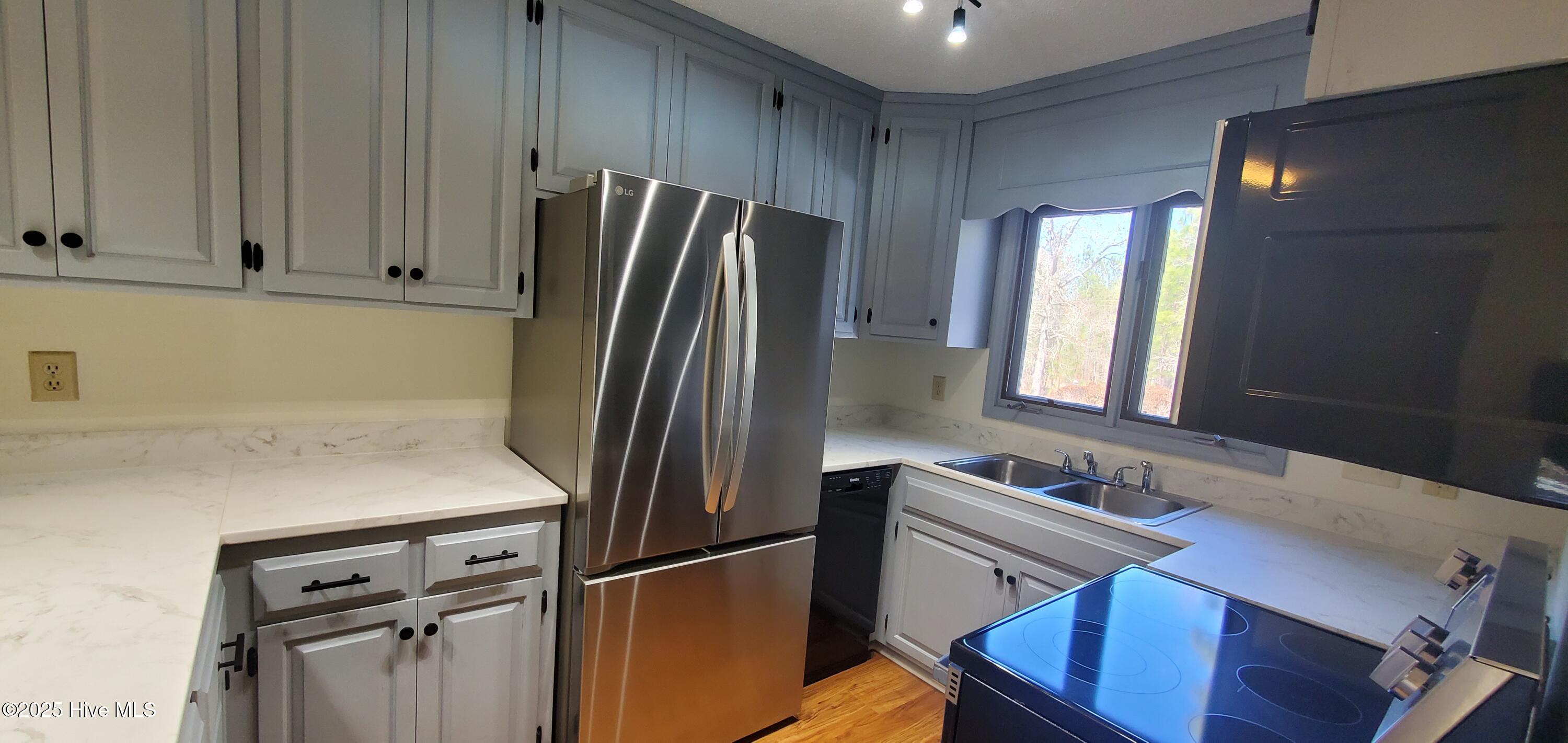 234 Persimmon Drive, Unit C Pinebluff, NC 28373 - Photo 8 of 22 Kitchen