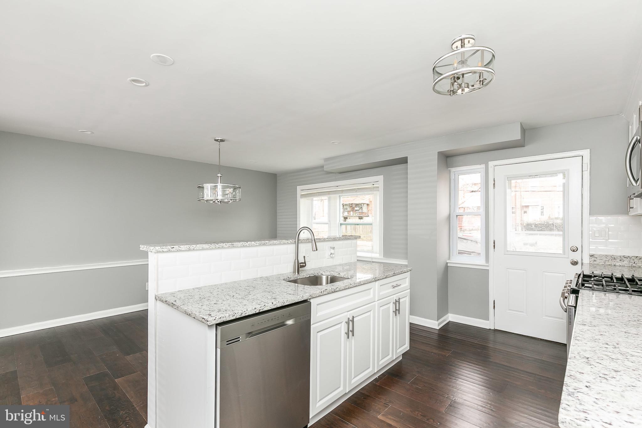 1902 Hillenwood Road Baltimore, MD 21239 - Photo 12 of 43 Dishwasher In Island