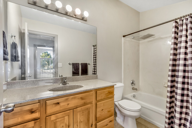 7074 South Rialto Way West Jordan, UT 84081 - Photo 18 of 31