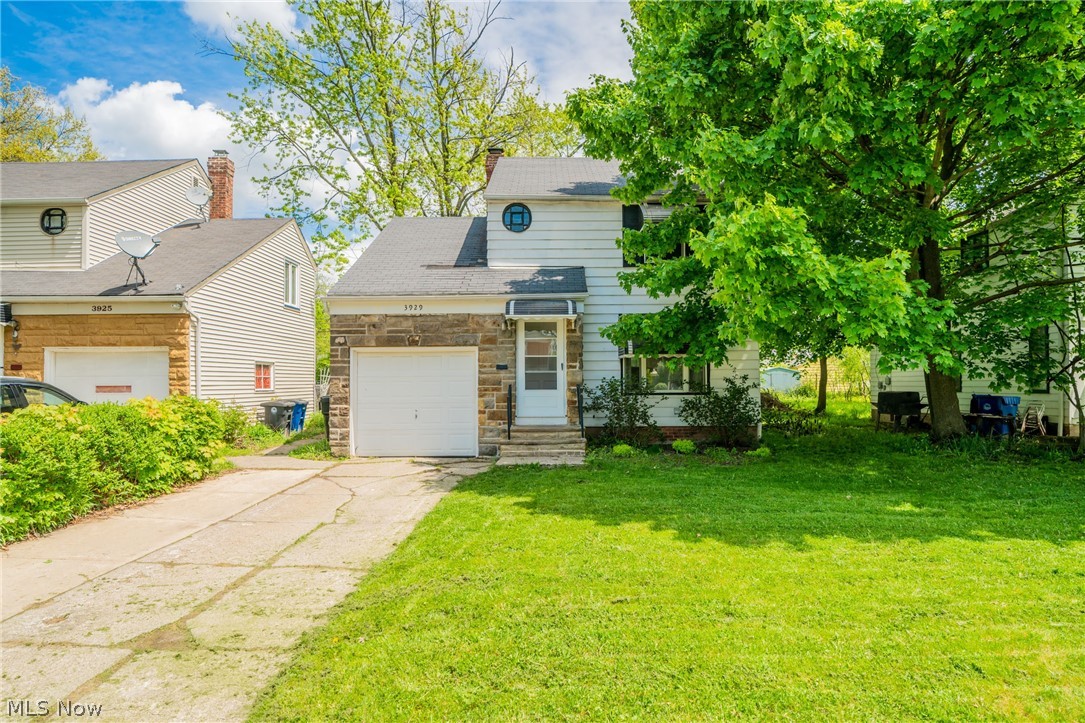 3929 Strandhill Road Cleveland, OH 44128 - Photo 2 of 26 Gallery Image 2