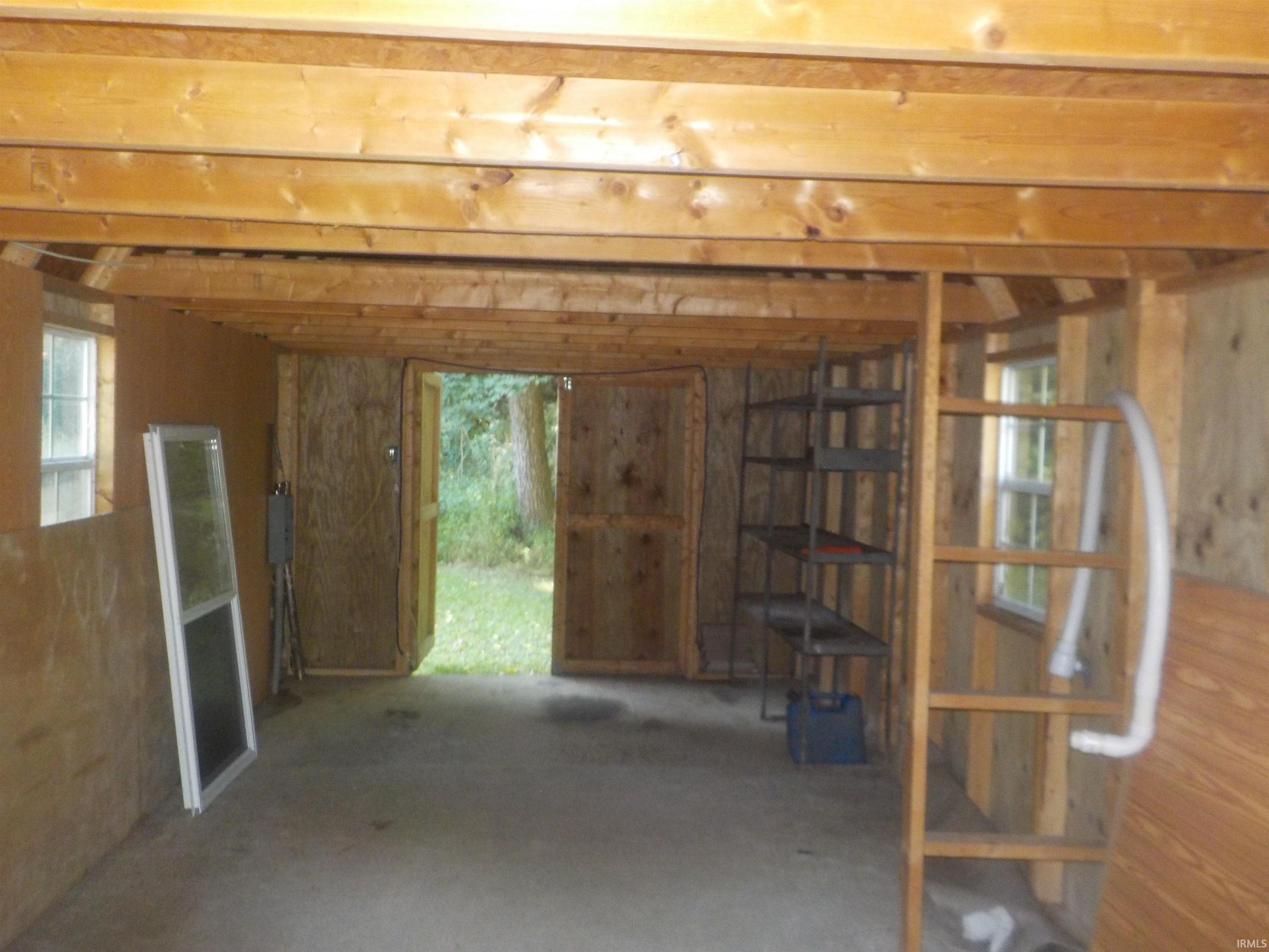 12114 East Sparks Road Bloomfield, IN 47424 - Photo 11 of 36 Gallery Image 11
