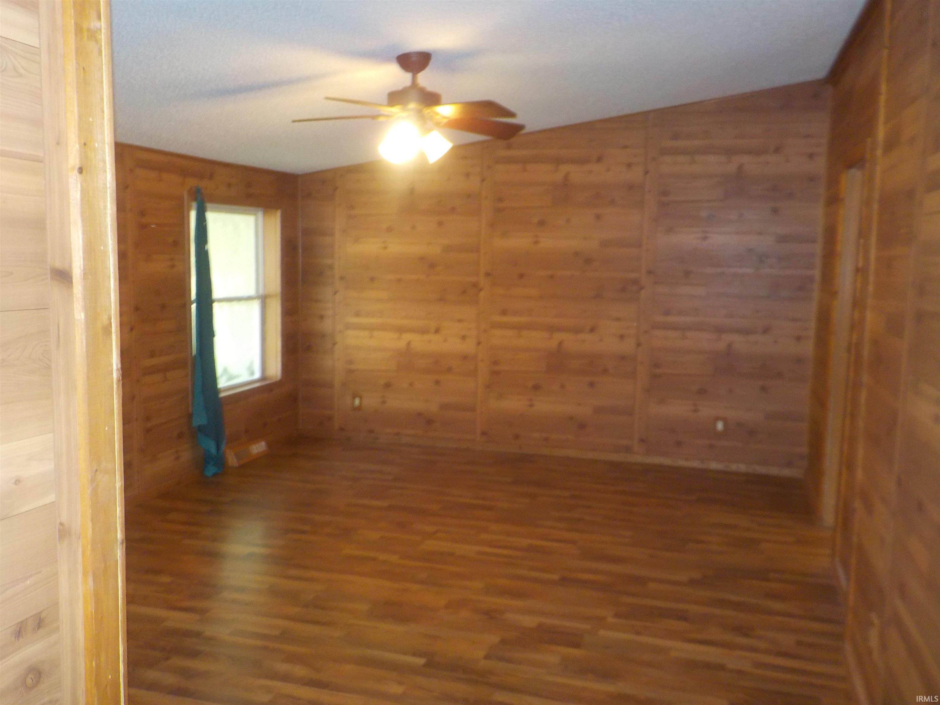 12114 East Sparks Road Bloomfield, IN 47424 - Photo 19 of 36 Gallery Image 19