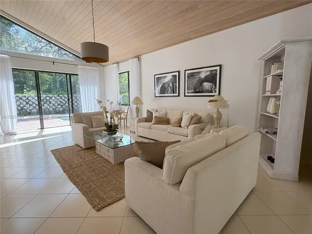 $8,000 | 2538 Windsor Way Court, Wellington, FL 33414