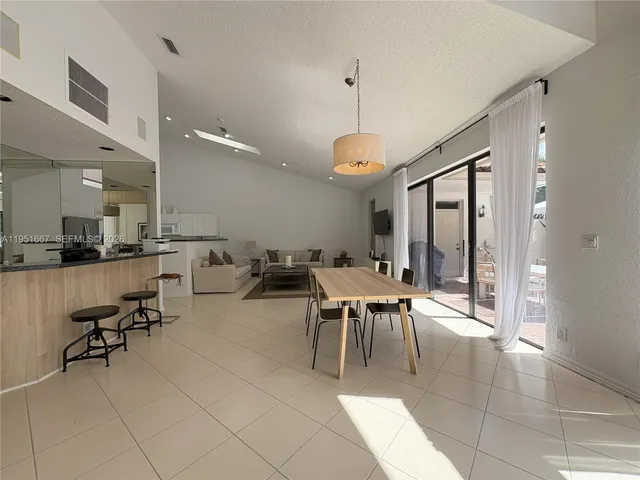 $8,000 | 2538 Windsor Way Court, Wellington, FL 33414