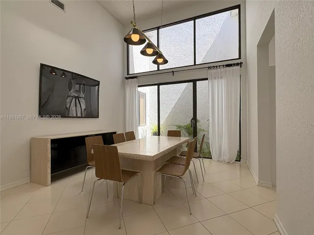 $8,000 | 2538 Windsor Way Court, Wellington, FL 33414