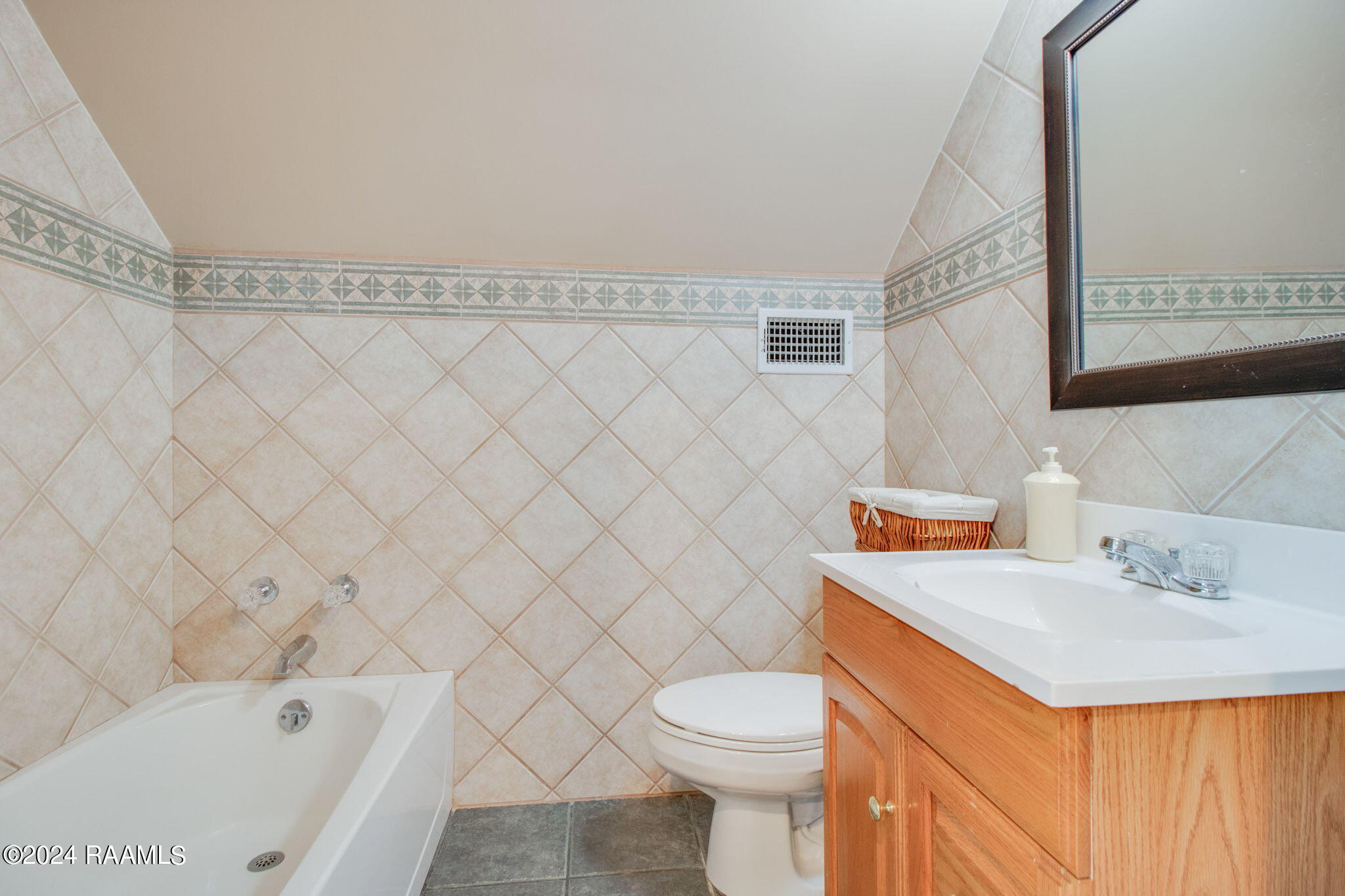 110 Doncaster Circle Youngsville, LA 70592 - Photo 28 of 32 28-web-or-mls-110 Doncaster-28