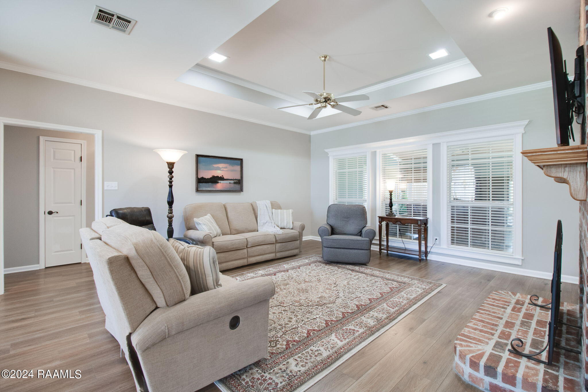 110 Doncaster Circle Youngsville, LA 70592 - Photo 4 of 32 3-web-or-mls-110 Doncaster-1