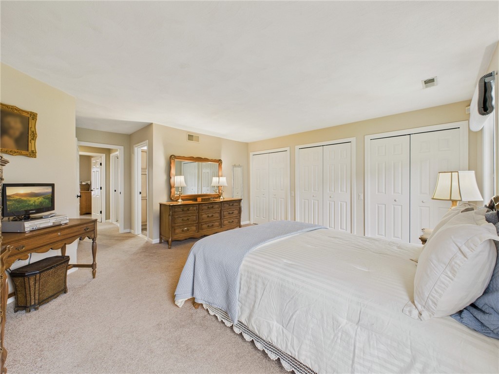 96 Nipmuc Trail, Unit F North Providence, RI 02904 - Photo 17 of 32