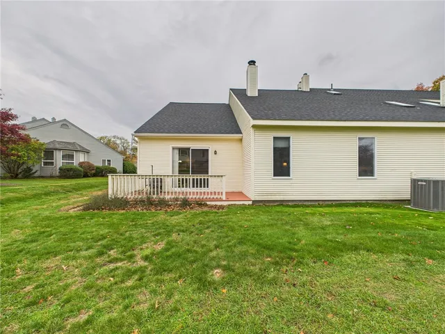 $389,900 | 96 Nipmuc Trail, Unit F, North Providence, RI 02904