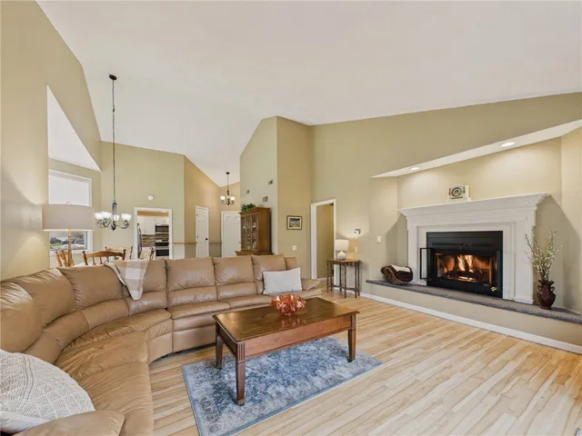 $389,900 | 96 Nipmuc Trail, Unit F, North Providence, RI 02904