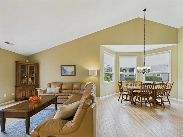 $389,900 | 96 Nipmuc Trail, Unit F, North Providence, RI 02904