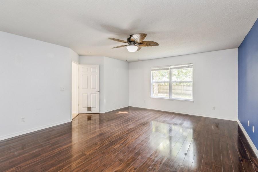 87 Oak Place Road Freeport, FL 32439 - Photo 21 of 44 20_87-Oakplace-Road_2039_Web