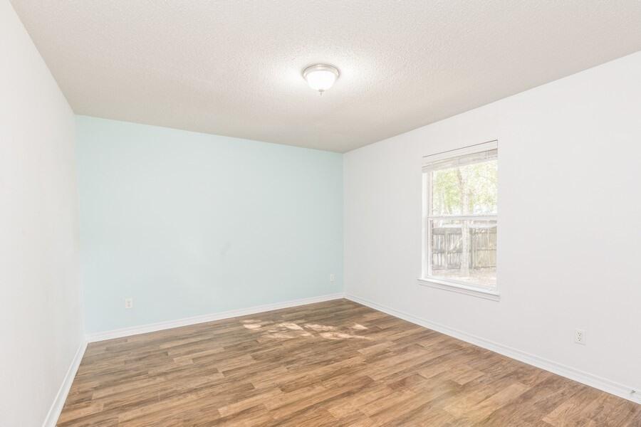87 Oak Place Road Freeport, FL 32439 - Photo 25 of 44 24_87-Oakplace-Road_2047_Web