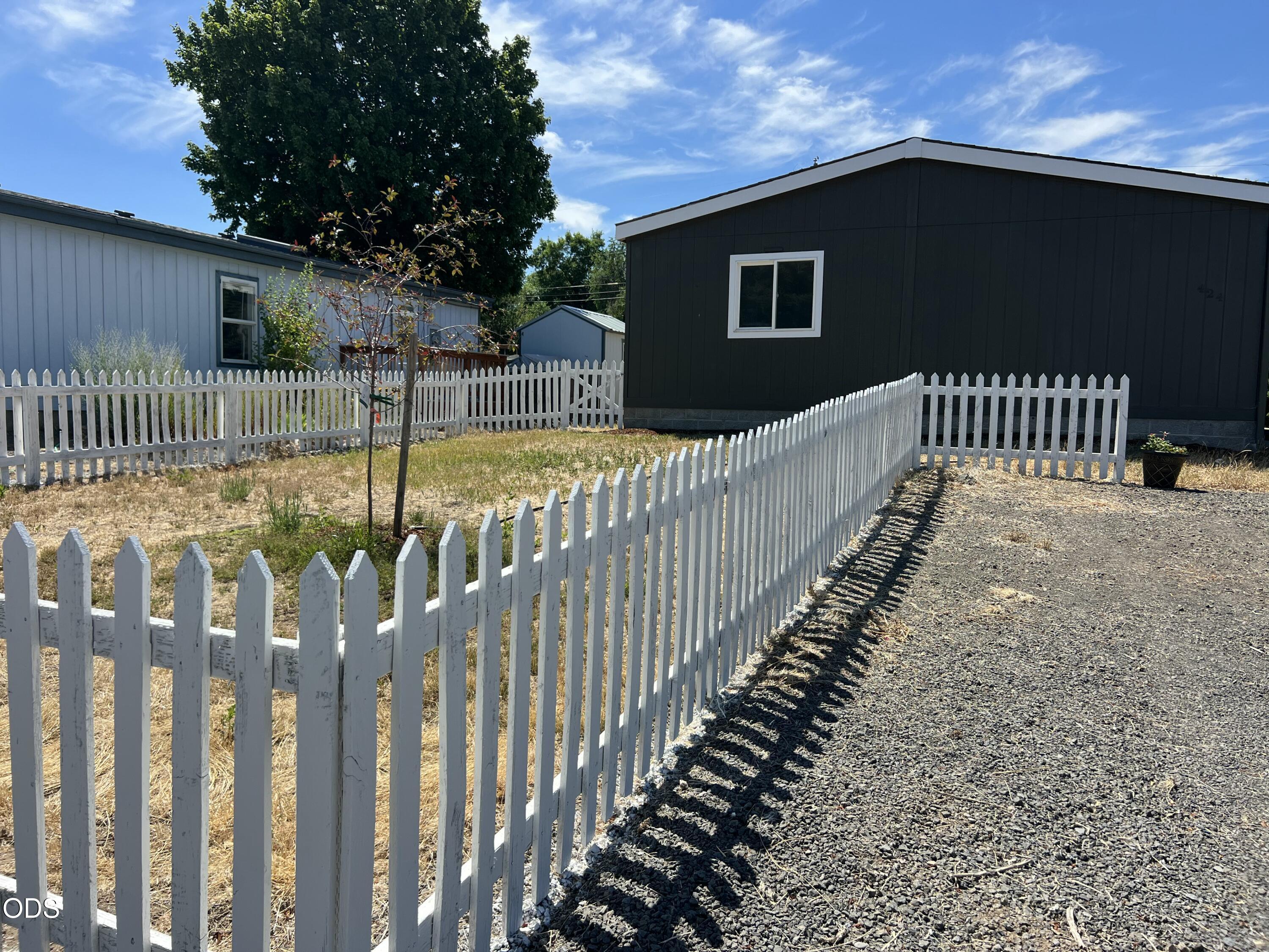 424 4th Street Metolius, OR 97741 - Photo 5 of 25