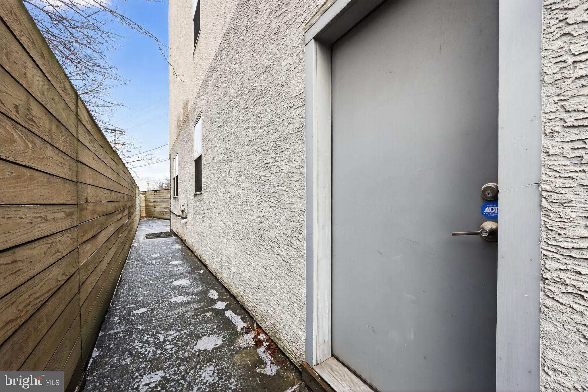 920 North Front Street Philadelphia, PA 19123 - Photo 11 of 28 a view of balcony with wooden floor