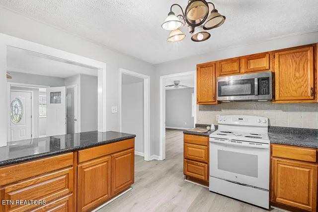 $269,900 | 7832 Brickyard Road, Powell, TN 37849