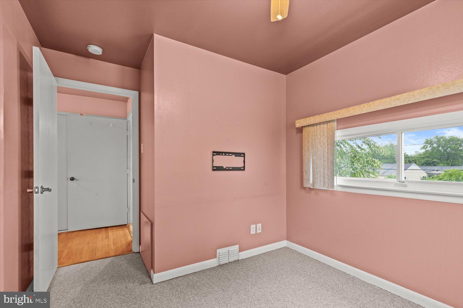 129 Henry Road Enola, PA 17025 - Photo 19 of 38 Gallery Image 19