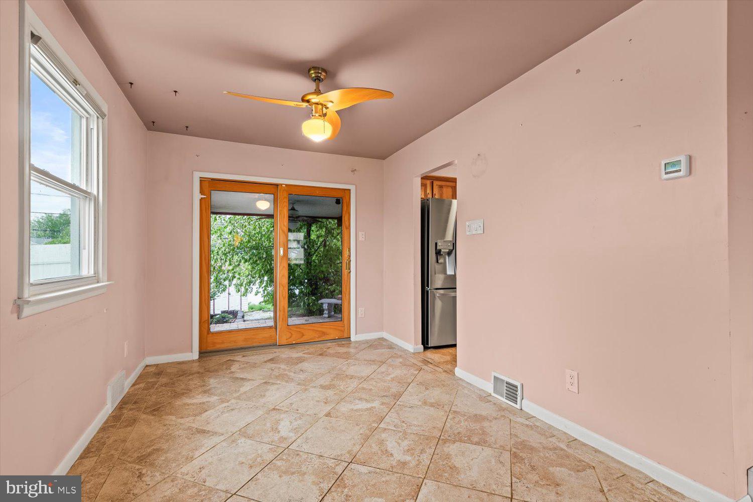 129 Henry Road Enola, PA 17025 - Photo 7 of 38 Gallery Image 7