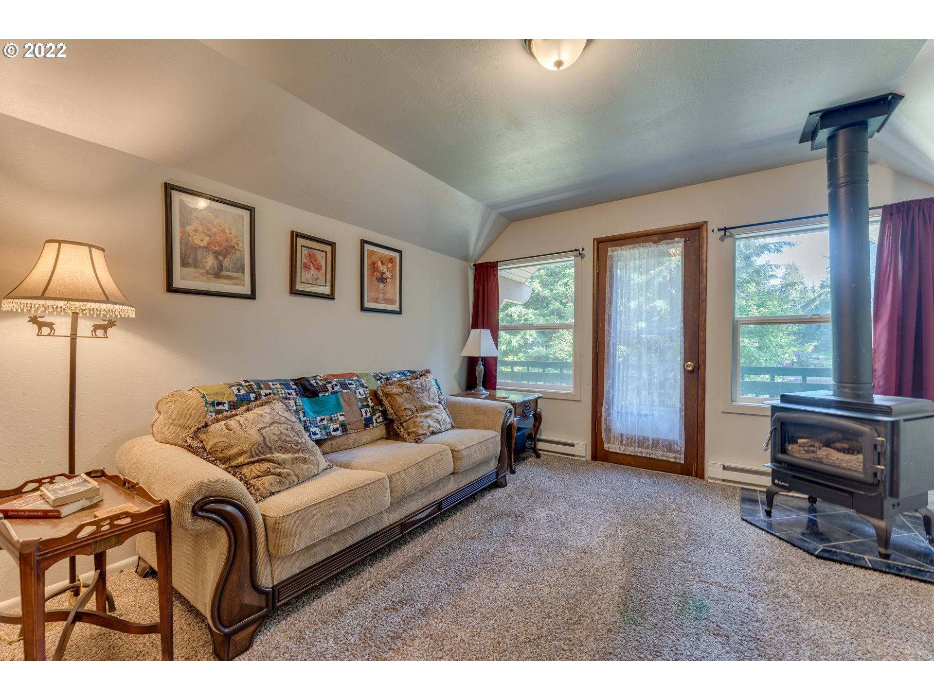 20490 East Aschoff Road Rhododendron, OR 97049 - Photo 17 of 32 Gallery Image 17