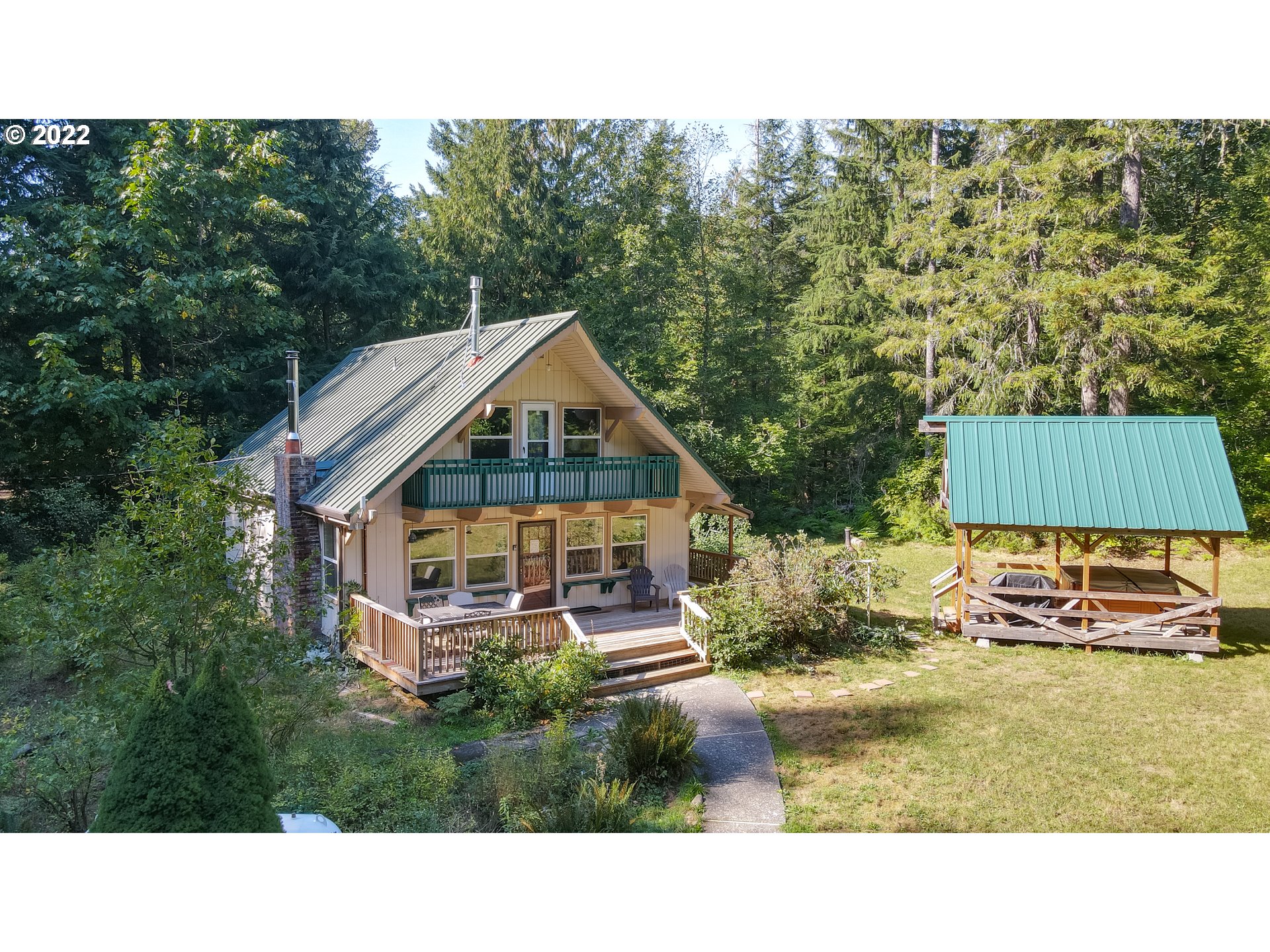 20490 East Aschoff Road Rhododendron, OR 97049 - Photo 3 of 32 Gallery Image 3