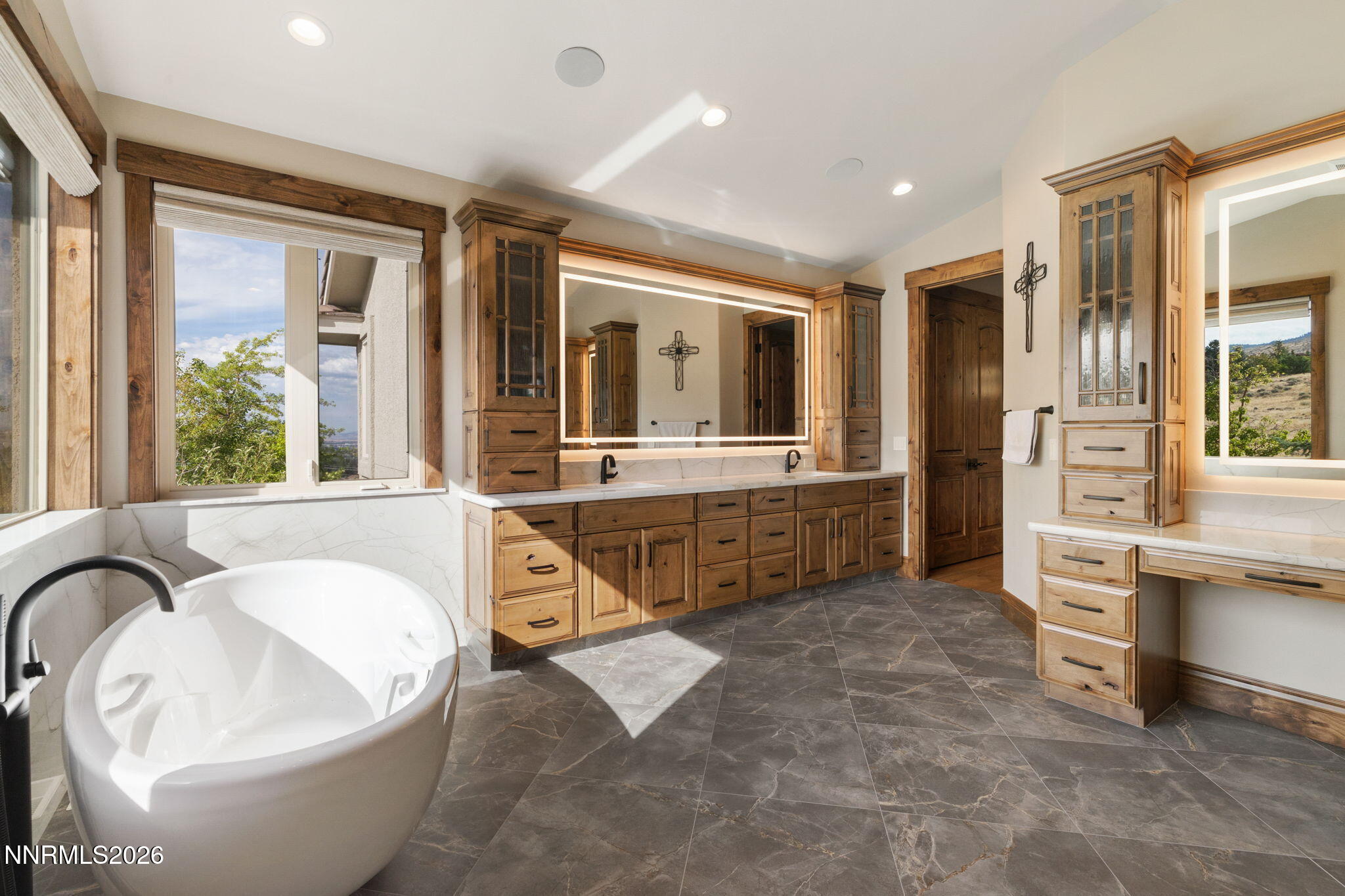 386 Questa Court Reno, NV 89511 - Photo 33 of 73 12-web-or-mls-386 Questa-13