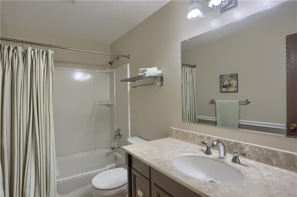 106 Old English Road Pittsburgh, PA 15237 - Photo 20 of 24 Gallery Image 20