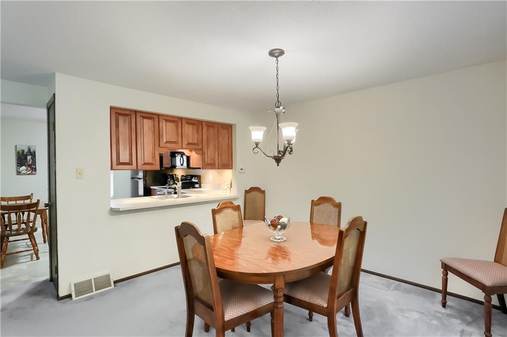 106 Old English Road Pittsburgh, PA 15237 - Photo 10 of 24 Gallery Image 10