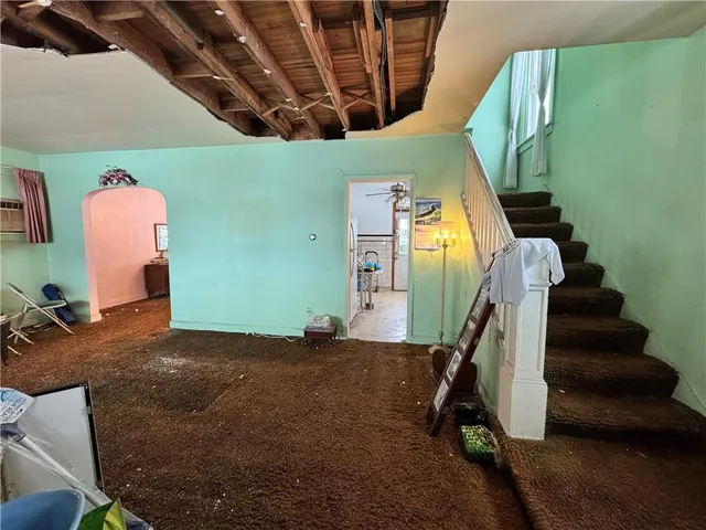 $68,900 | 325 Crest Avenue, Charleroi, PA 15022