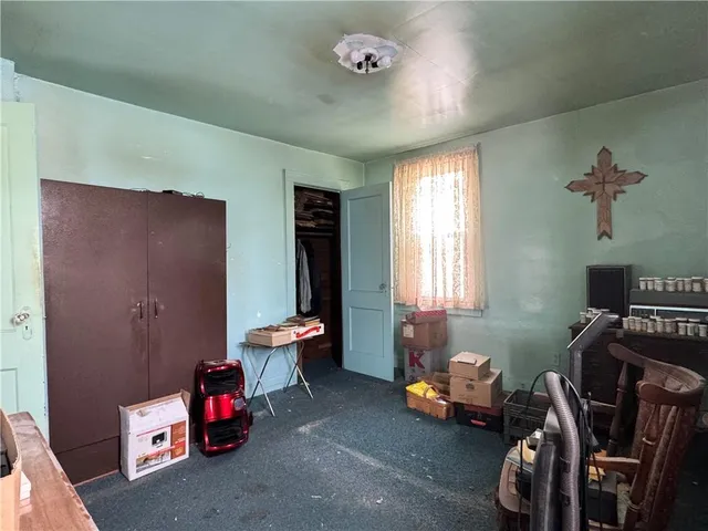 $68,900 | 325 Crest Avenue, Charleroi, PA 15022