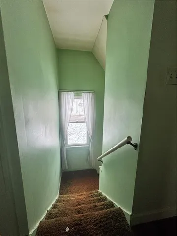 $68,900 | 325 Crest Avenue, Charleroi, PA 15022