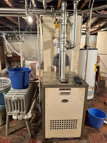 $68,900 | 325 Crest Avenue, Charleroi, PA 15022