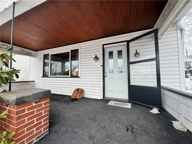 $68,900 | 325 Crest Avenue, Charleroi, PA 15022