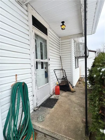 $68,900 | 325 Crest Avenue, Charleroi, PA 15022