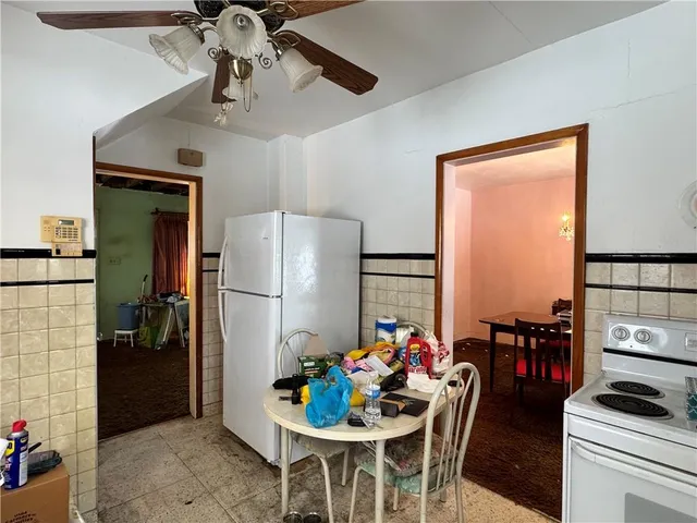 $68,900 | 325 Crest Avenue, Charleroi, PA 15022