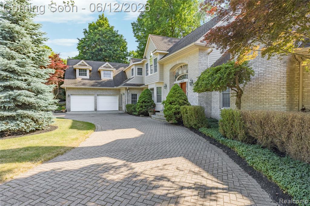 905 Spring Drive Northville, MI 48167 - Photo 7 of 98